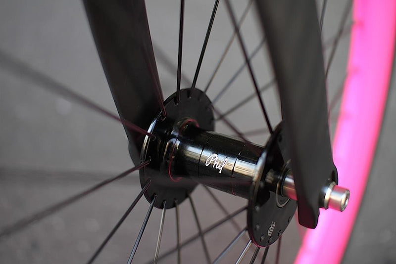 BROTURES x Phil Wood Hub 残り僅か！