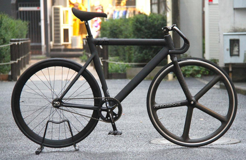 LEADER BIKE 725TR × AERO SPORK CUSTOM SET