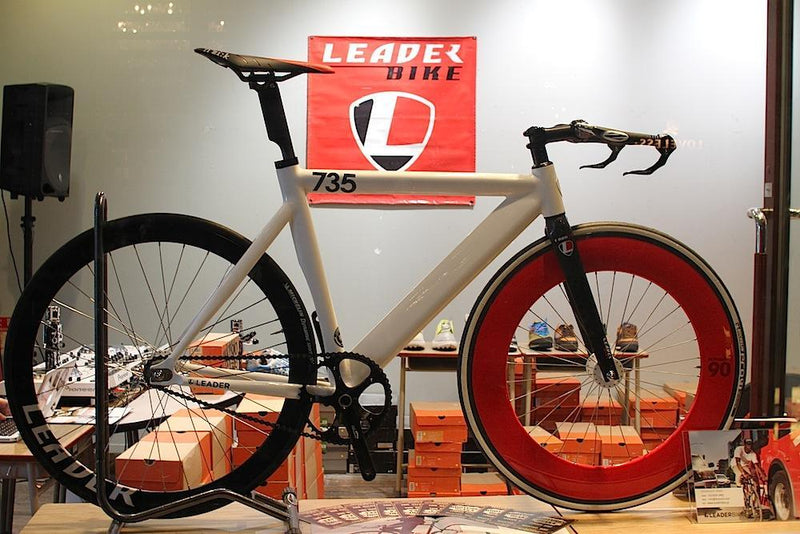 9ELEVEN DEAD STOCK'S x BROTURES