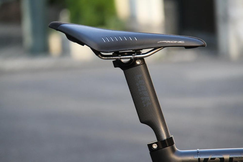 LEADER BIKE  SPCA1 AERO CARBON SEAT POST 再入荷！！