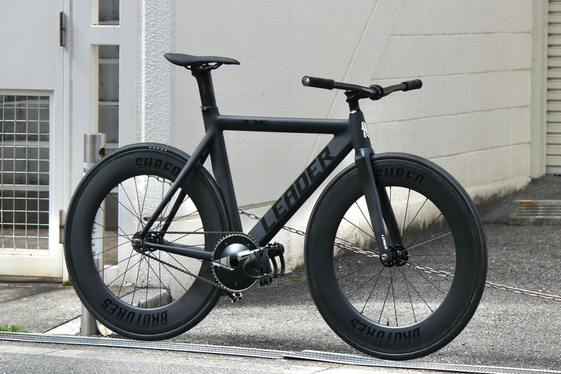 存在感の頂点、それを叶えるのが735TR。