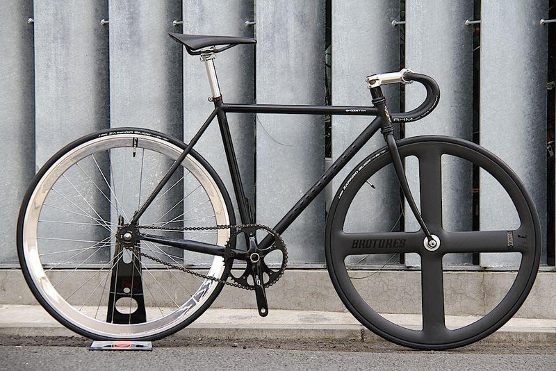CINELLI Gazzetta Matt Black 間もなく入荷!!