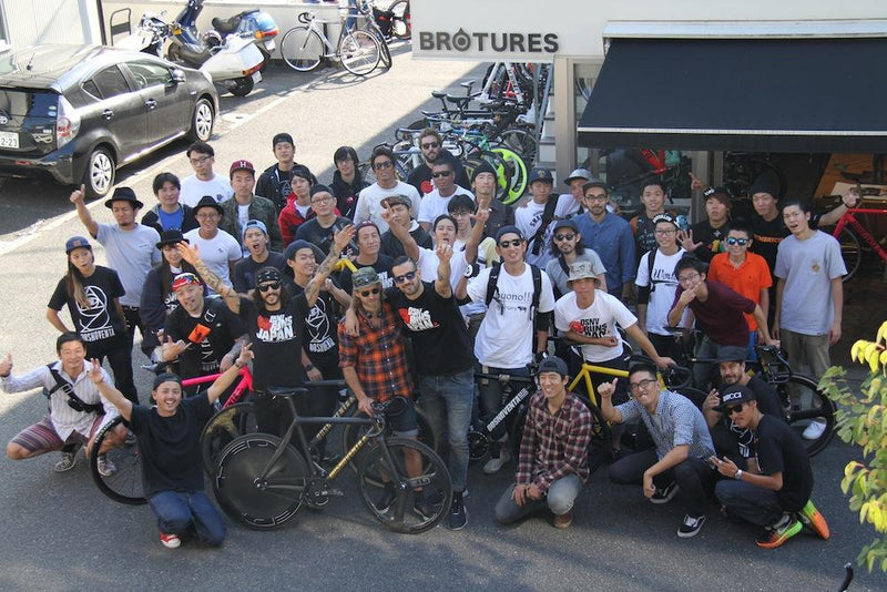 DSNV RUNS JAPAN GROUP RIDE