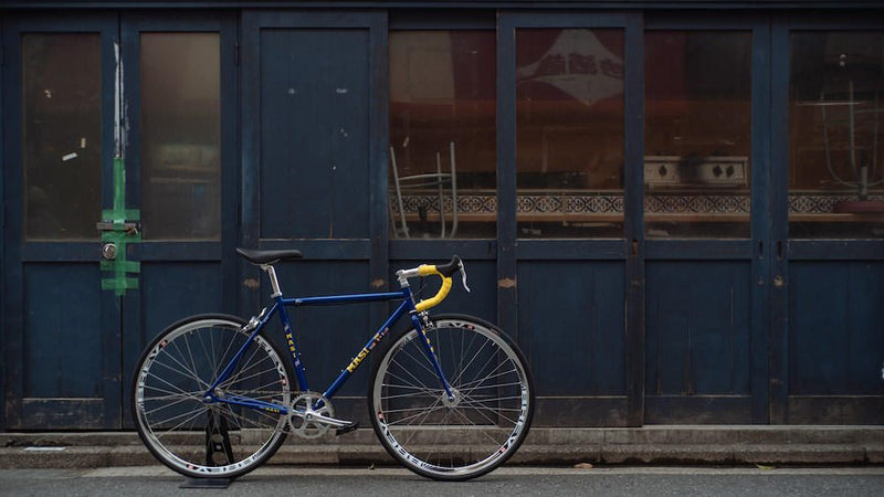 ファッショナブルでスポーティーなピストバイク