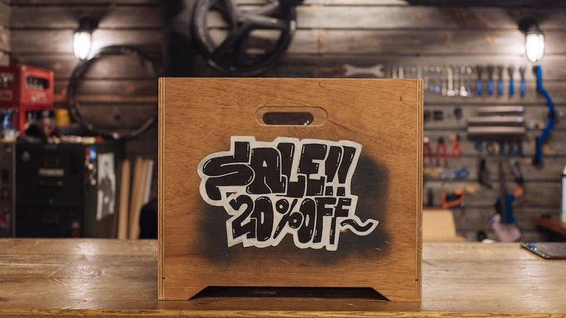 掘り出し物もあるのかも？セールBOX!!