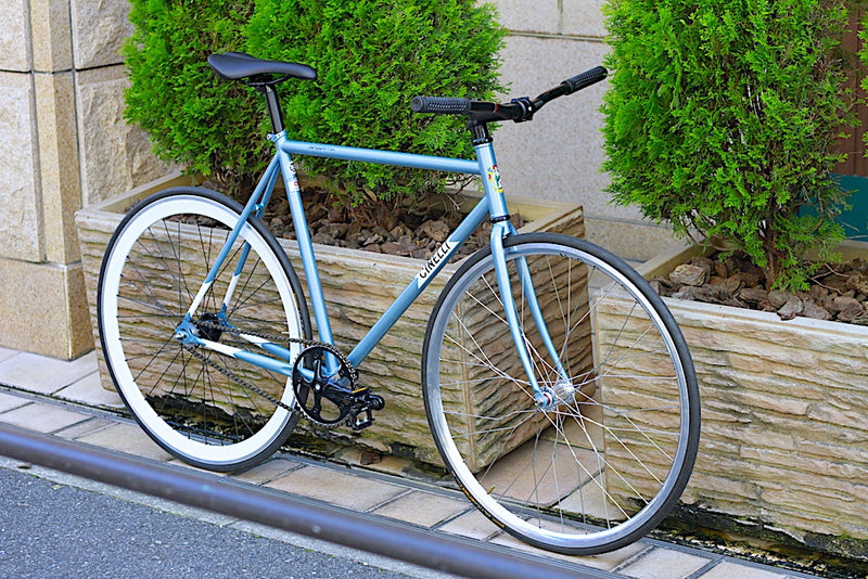 CINELLI GAZZETTA 少量入荷。