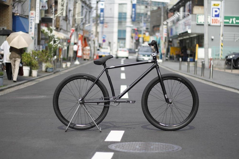 BOMBTRACK DASH 販売開始！！