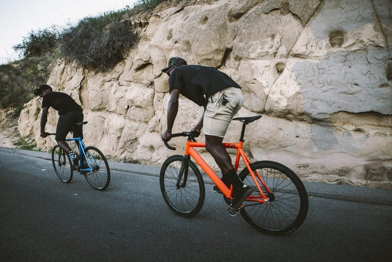 ピストバイクの魅力とは！！