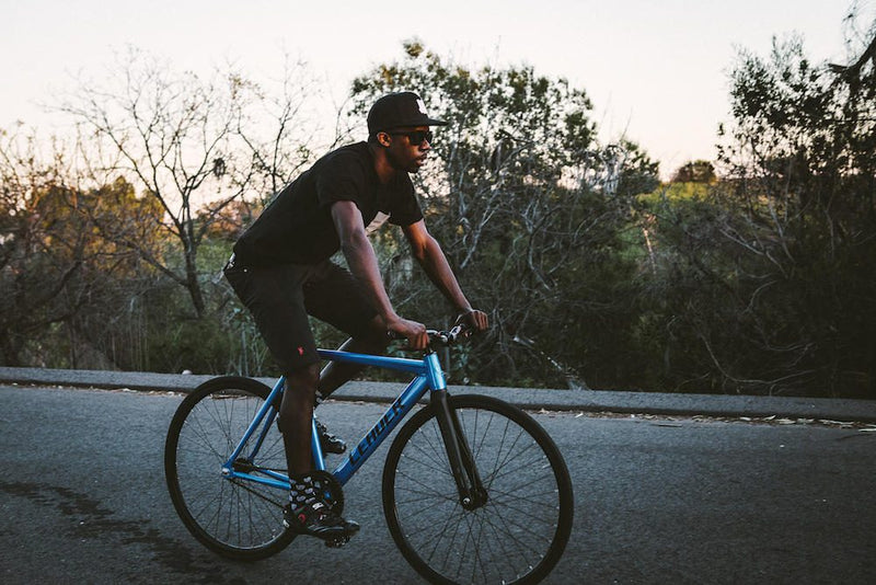 ピストデビューに欠かせないものとは。