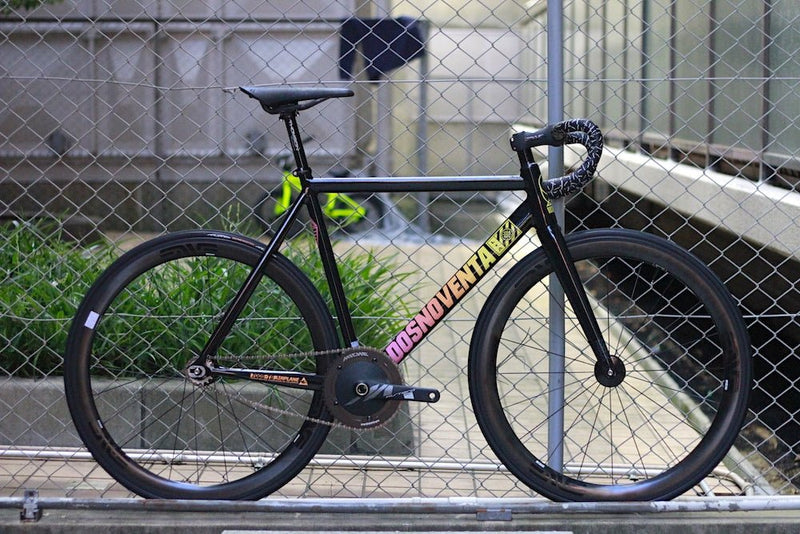 DOSNOVENTA LA x ENVE