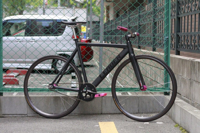 色物って良いですね。LEADER BIKES ®︎CURE CUSTOM