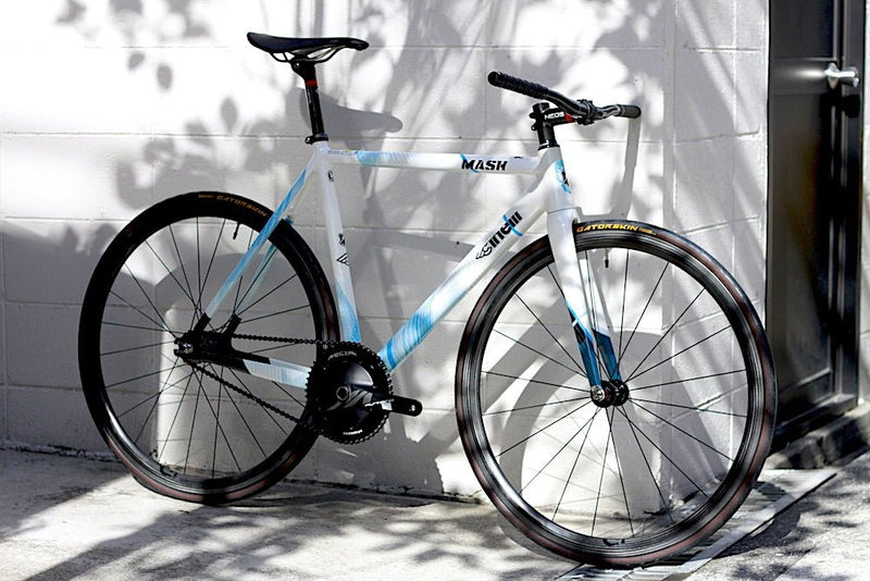 新作のフレームもいいけど、こちらも忘れずに。CINELLI MASH PARALLAX