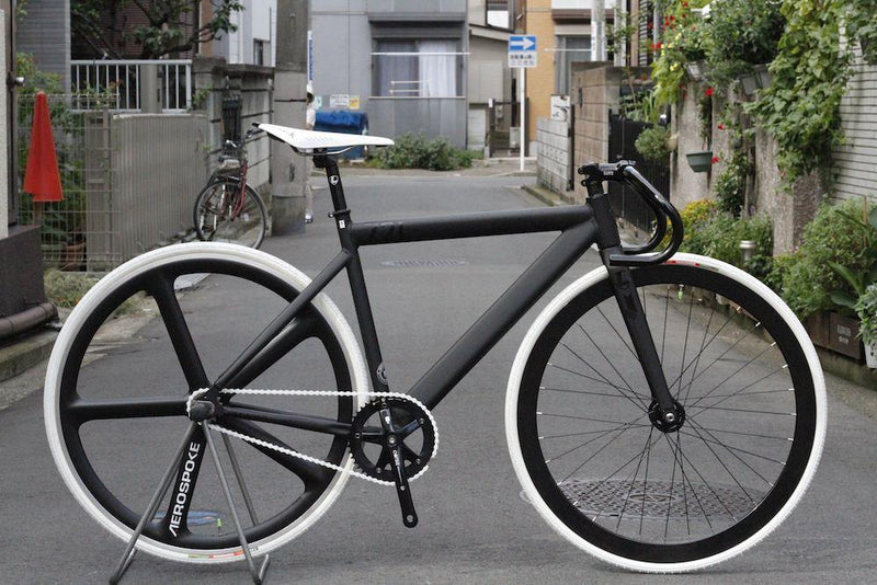 721TR BLACK&WHITE CUSTOM