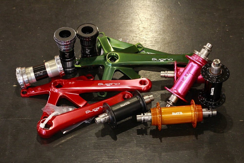 ”色モノ”充実中です。