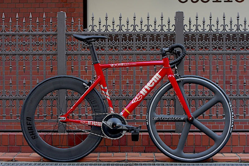 大阪店限定！今ならノベルティ付き！試乗車もございます！ Cinelli Vigorelli Shark