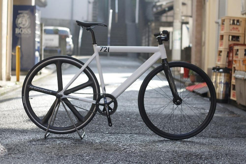 LEADER BIKE 721TR × AEROSPOKE CUSTOM