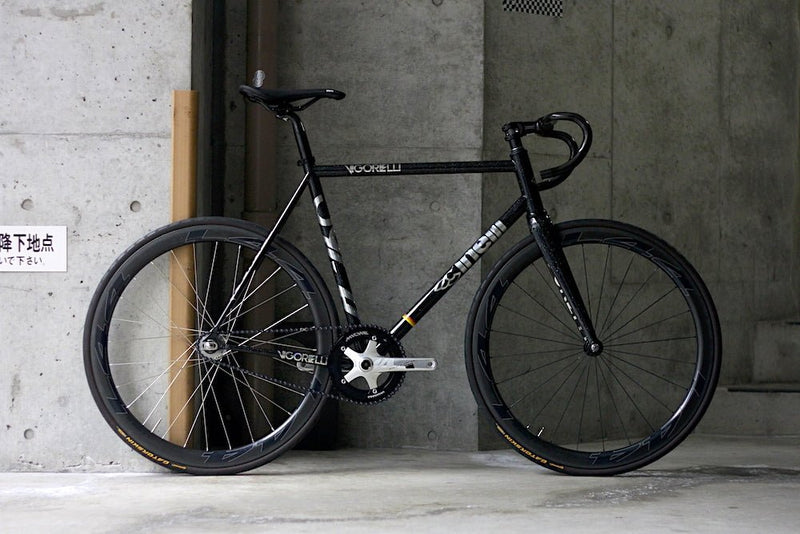 軽くすりゃ良いってもんじゃない。鉄の魅力。CINELLI VIGORELLI STEEL
