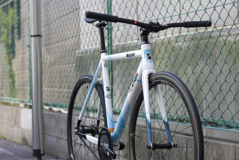 CINELLI MASH PARALLAX 残り4本です。