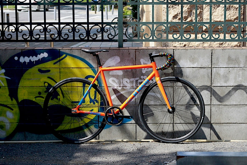 今の時期にピッタリなカラーな”CINELLI