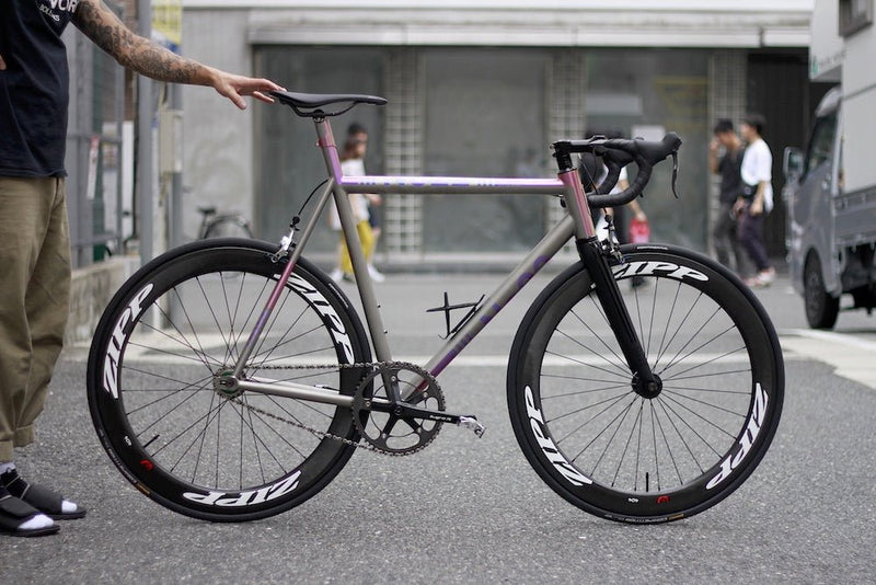 みんな憧れのフレーム、あれこれ予約受付中！