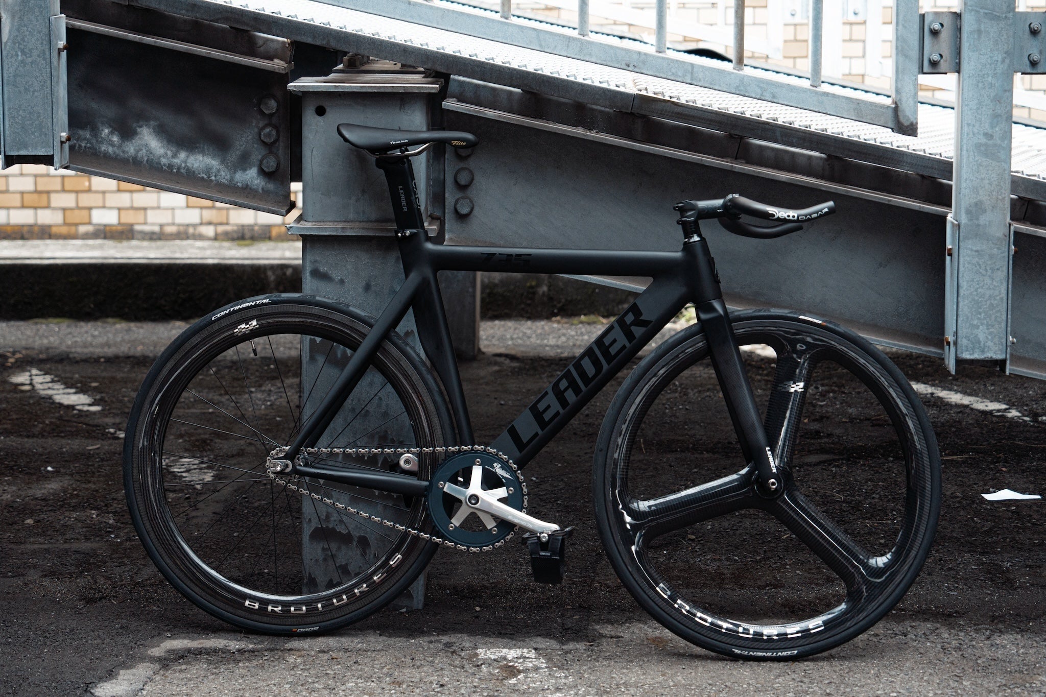 限定値下げ中　LEADER BIKE 735TR LG 限定値下げ中 LEADER BIKE 735TR LG LEADER 735TR Complete Bike