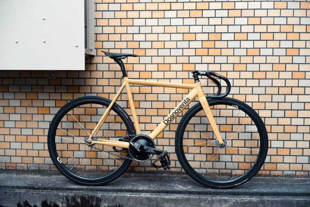 DOSNOVENTA ドスノヴェンタ DETROIT デトロイト　Mサイズ ◇◇ドスノヴェンタ DOSNOVENTA デトロイト DETROIT 2022年