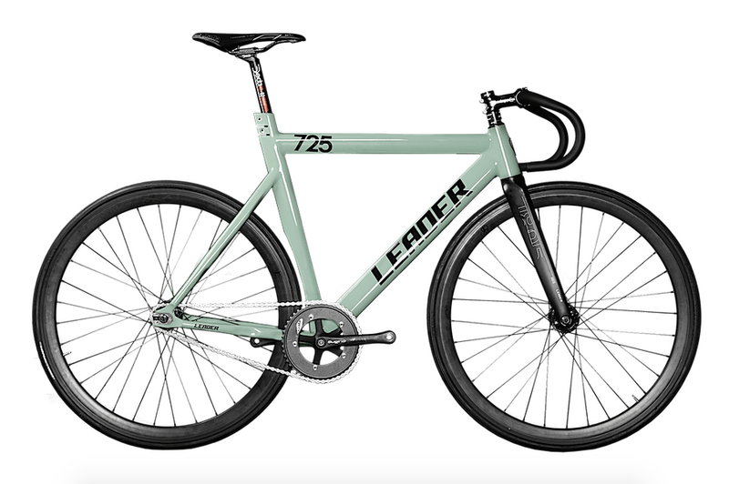 ”お客様バイク紹介〜！！”