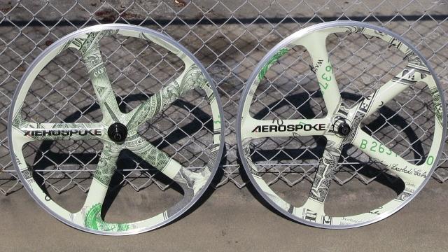 まもなく再入荷です！！この機会を逃すな！！！！