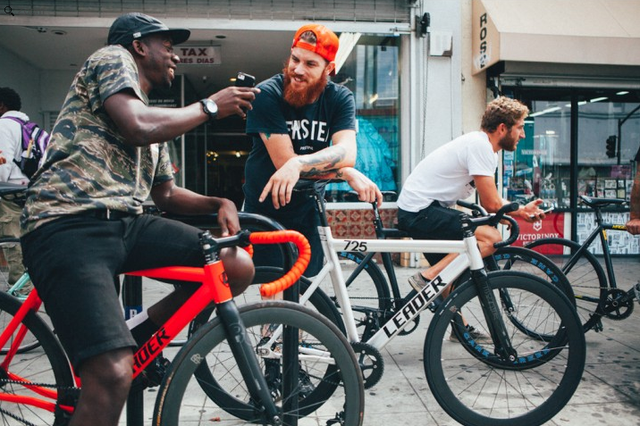 LEADER BIKE Test Drive Bike.