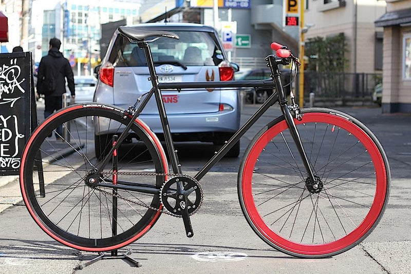 EIGHTHINCH SCRAMBLER BLK & RED