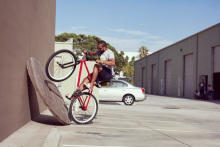 Welcome New Trick Rider to LEADER BIKE!?