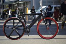 735TR オリジナルカスタム完成車ブラック×レッド