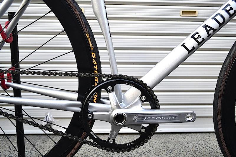 CONTINENTAL GATOR SKIN