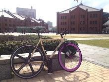 LEADER BIKE 722TS STEEL PISTA×赤レンガ倉庫＠横浜