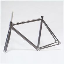 LEADER BIKE KAGERO日本で一番乗り！