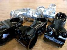 THOMSON ELITE X4 STEM大量入荷