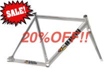 NEW YEAR';S SALE残り４日!!