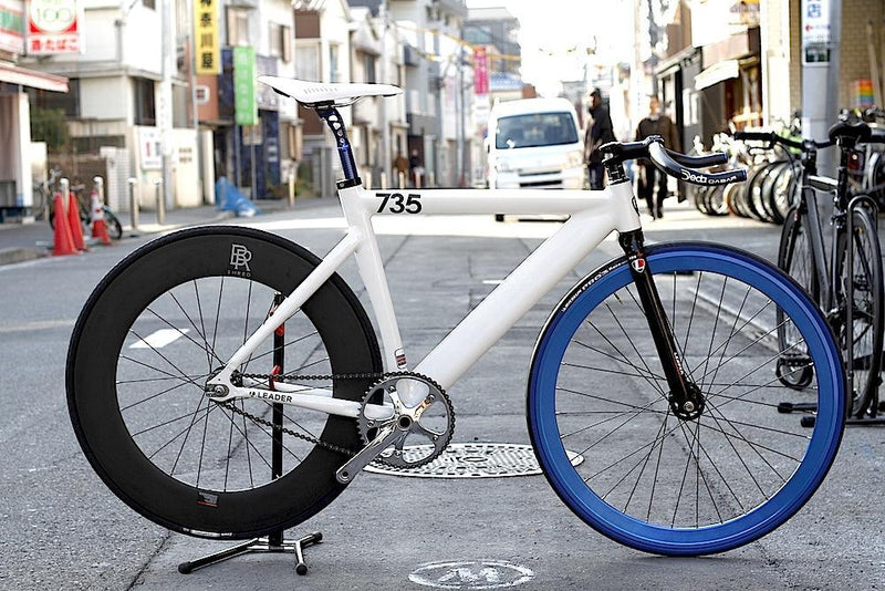 735TR WHITE & BLUE w/BROTURES SHRED WHEEL