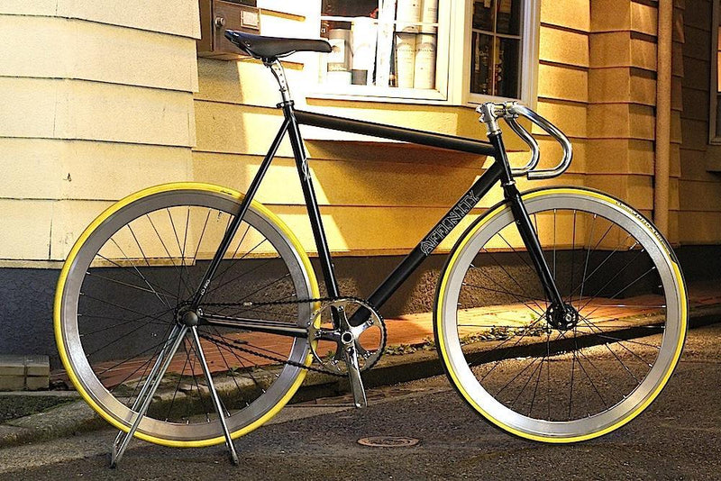 AFFINITY CYCLES LO PRO BLACK & YELLOW