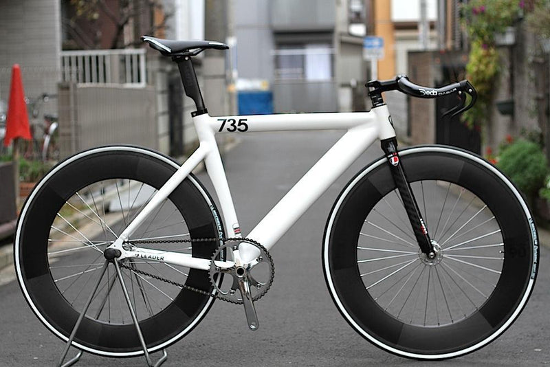 LEADER BIKE 735TR × BLB NOTORIOUS 90