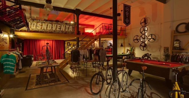 DOSNOVENTAを訪ねて、バルセロナまで