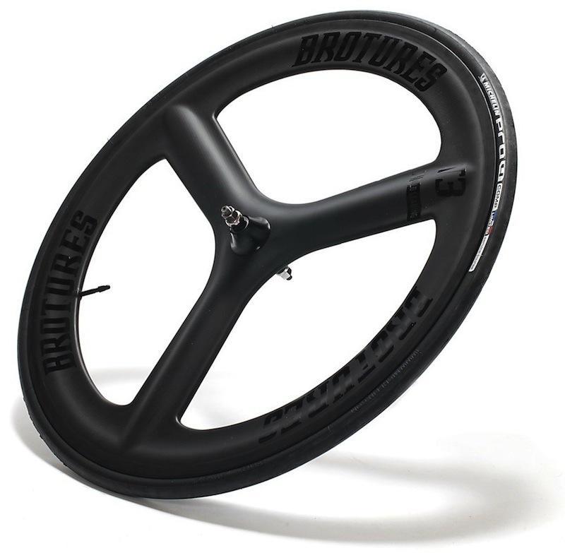 BROTURES Carbon Wheel続々入荷