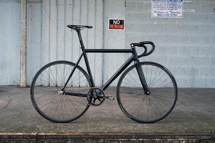 Latest image of LEADER BIKES RENOVATIO！！