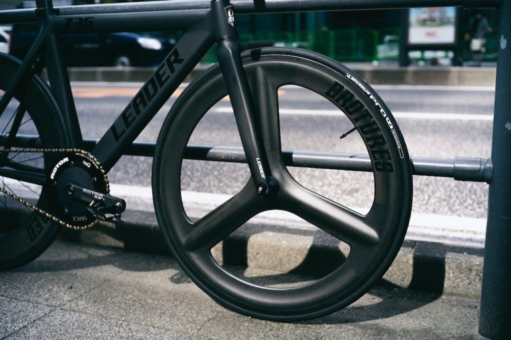 ブローチャーズ　BROTURES T3 バトンホイール　フロント　ストラップ込み ブローチャーズ BROTURES T3 バトンホイール フロント ストラップ込み