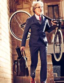 ドイツのビジネスマン。With LEADER BIKE