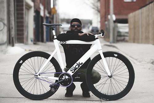 UPGREADE!!! LEADER BIKES 735TR CUSTOM.