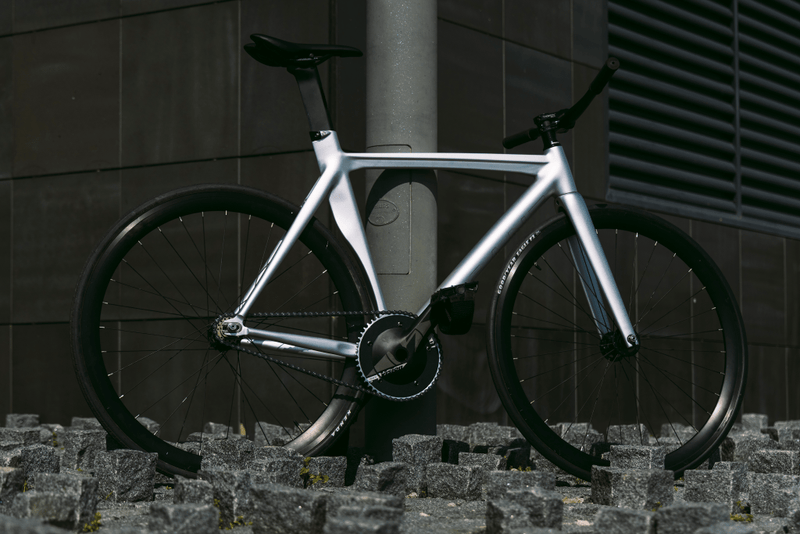 TYRANT BIKES MONARCH Complete Bike TYRANT BIKES MONARCH Complete Bike