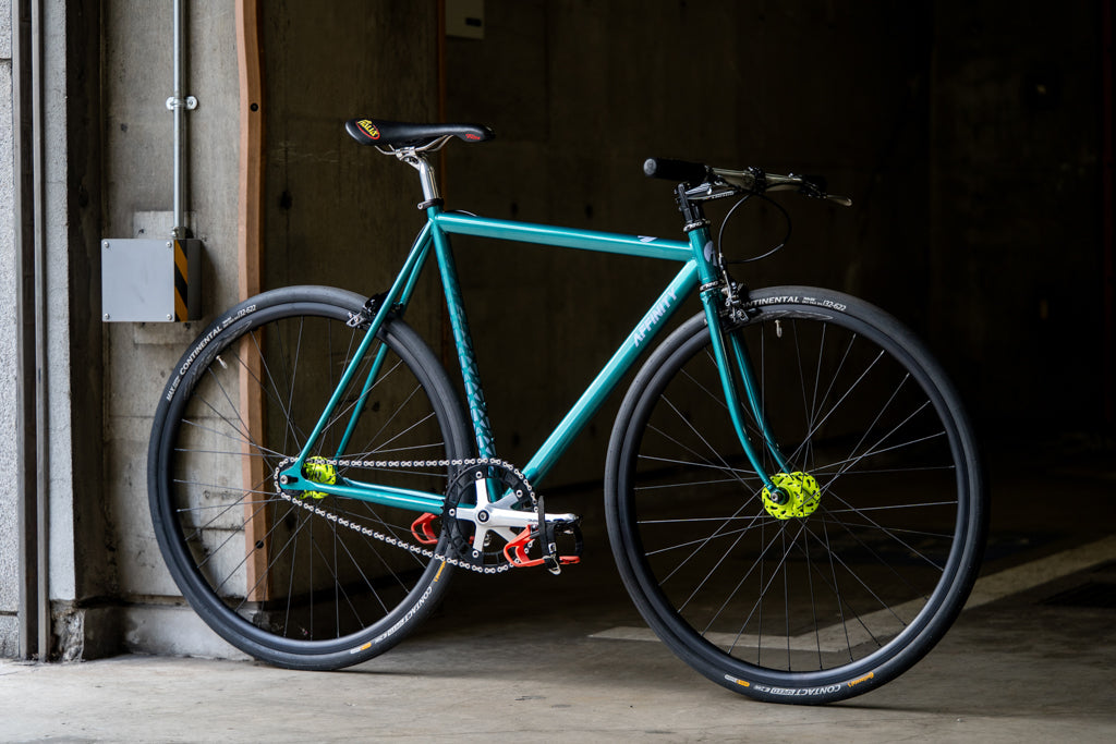 Affinity Lo pro フレームセット　パーツ付き AFFINITY Lo Pro Track Frame Set