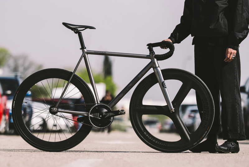 【関東圏直接配送】完成車TYRANT BIKES KAGERO ピスト TYRANT BIKES KAGERO Complete Bike
