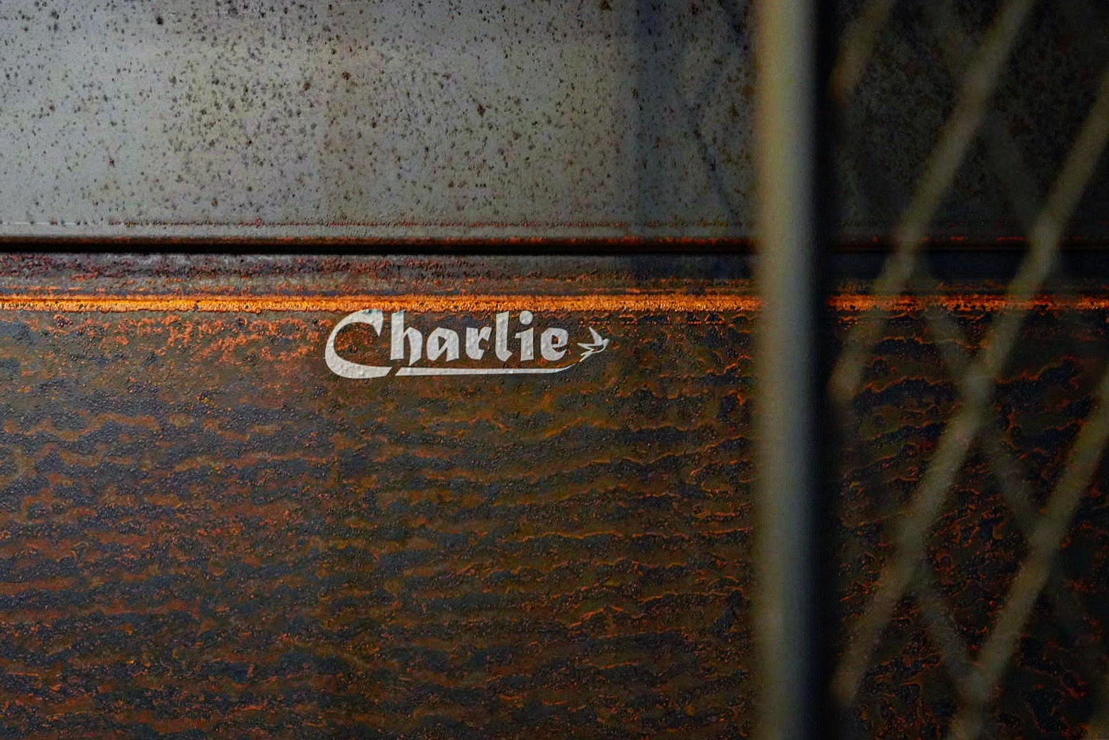 RESELLER - Charlie